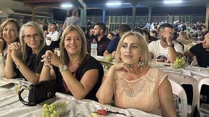 Στην Γιορτή Σταφυλιού στον Προφήτη Ηλία, η Μαρία Καναβάκη