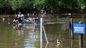 Πυροσβεστική: "Σε κάποιες περιοχές γίνονται επιχειρήσεις πόρτα-πόρτα"