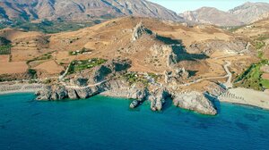 Σταθερός θερινός πόλος έλξης ο Πλακιάς