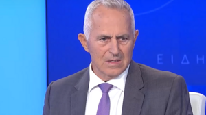 Εκλογές ΣΥΡΙΖΑ: Αινιγματικός στο ενδεχόμενο παραίτησής του ο Αποστολάκης