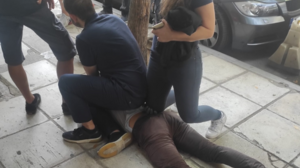 Θεσσαλονίκη: Πολίτες «συνέλαβαν» ληστή, ενώ προσπαθούσε να εισβάλει σε χρυσοχοείο