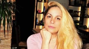 Τζένη Χειλουδάκη: Ξανά στο Νοσοκομείο - Έπεσε με το αμάξι της σε στύλο