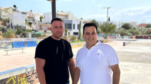 Ο Αντώνης Νίχλος με τον Χάρη Αλεξάκη