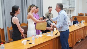 Η Περιφέρεια Κρήτης στηρίζει τις δράσεις γνωριμίας της απόδημης νεολαίας με την παράδοση και τη ζωή της Κρήτης