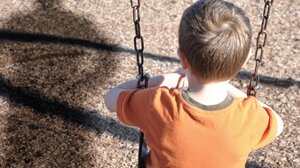 Φρίκη στην Αθήνα: 20χρονος θείος ασελγούσε στα ανίψια του ηλικίας 2 και 4 ετών