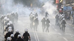 Επεισόδια στο πανεκπαιδευτικό συλλαλητήριο - 8 τραυματίες ανάμεσα τους και φοιτητής του Πολυτεχνείου Κρήτης