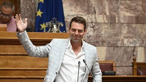 Επίθεση Κασσελάκη στους "11": "Εχουν πιάσει στασίδι στα κανάλια εναντίον των ίδιων των ψηφοφόρων"