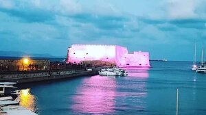 Στα ροζ και φέτος ο Κούλες για την παγκόσμια ημέρα πρόληψης κατά του καρκίνου του μαστού