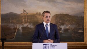 Μητσοτάκης: "Θα αυξήσουμε το βιοτικό επίπεδο μέσω ανάπτυξης, όχι δανεικών "