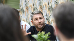 Συνάντηση Ανδρουλάκη με νέους στα Ιωάννινα