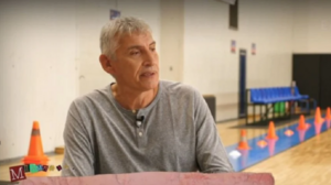 Παναγιώτης Φασούλας: «Μου έσπασαν το αυτοκίνητο, έβριζαν και πετούσαν τσιμεντόλιθους στο σπίτι της μάνας μου»