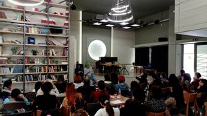 "Η ιστορία του Βίκτωρα και της Μαρίας": Μια ανοιχτή παράσταση για εκπαιδευτικούς