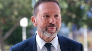 «Φρένο» Στουρνάρα σε νέες παροχές