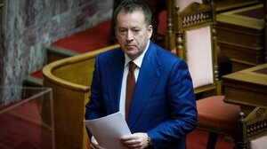 Κόκκαλης: Η συνεχής απουσία Αυγενάκη από τη Βουλή προσβάλει την κυβέρνηση και την ίδια την Δημοκρατία