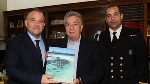 Συνάντηση Αρναουτάκη με τον Υφυπουργό Ναυτιλίας και Νησιωτικής Πολιτικής