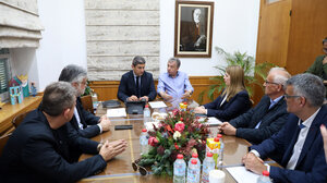 Ενώνουν δυνάμεις για το εξαιρετικά παρθένο ελαιόλαδο «Κρήτη» - Δείτε βίντεο