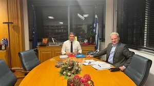 Μπαράζ επαφών του Αλέξη Καλοκαιρινού με Υπουργούς και κυβερνητικά στελέχη