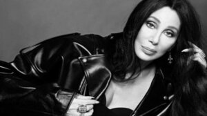 Αίτηση για την κηδεμονία του 47χρονου γιου της υπέβαλε η Σερ