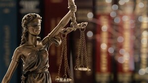 Βράζει ο δικηγορικός κόσμος: Bye-Bye αναστολή, καλώς ήρθες φυλακή