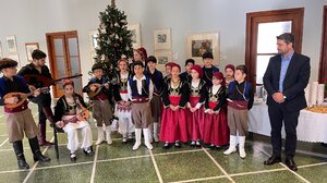 Τα… έψαλλαν στον Δήμαρχο Χανίων