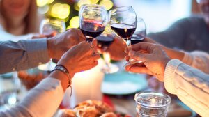 Χριστούγεννα: Γιατί δεν πρέπει να πλένετε τη γαλοπούλα