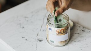 Διάρρηξη με λεία τα χρήματα σχολικής εκδρομής