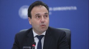 Δ. Παπαστεργίου για social media: «Εάν συνεχίσουν οι πάροχοι να "σερβίρουν" ακατάλληλο περιεχόμενο στους ανηλίκους, θα έρθει απαγόρευση»