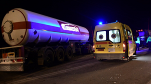 Λάρισα: Σύγκρουση βυτιοφόρου με ΙΧ - Νεκρός ένας άνδρας