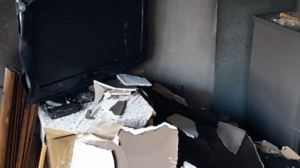 Σοβαρές υλικές ζημιές μετά από φωτιά σε διαμέρισμα