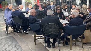 Πήραν "φωτιά" οι καφετέριες μετά τις βασιλόπιτες