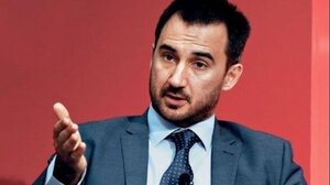 Πένθος για τον Αλέξη Χαρίτση: Έφυγε από τη ζωή ο πατέρας του