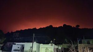 Λασίθι: Σε ύφεση η φωτιά στο Ορεινό 