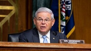 Μπομπ Μενέντεζ: Καταδικάστηκε σε 11 χρόνια φυλάκιση για τις υποθέσεις δωροδοκίας