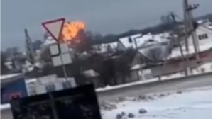 Ρωσία: Ταυτότητες και ανθρώπινα μέλη βρέθηκαν στο σημείο της συντριβής του στρατιωτικού αεροσκάφους