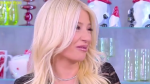 Η Φαίη Σκορδά έφαγε γλυκό του Σκαρμούτσου και της ήρθε αηδία