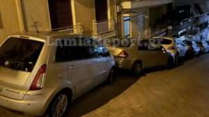 Λαμία: Παραβίασε τον σηματοδότη στην κατηφόρα κι έγινε καραμπόλα