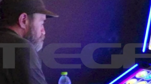 "Ο Άλλος άνθρωπος" και η επίμαχη φωτογραφία