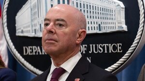 ΗΠΑ: Διαδικασία αποπομπής του υπ. Εθνικής Ασφάλειας ξεκίνησαν οι Ρεπουμπλικάνοι