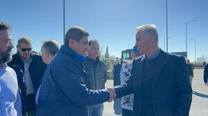 Στο μπλόκο του Κάστρου Βοιωτίας ο Λευτέρης Αυγενάκης