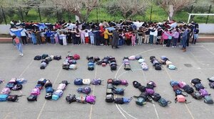 Τέμπη: "ΔΕΝ ΞΕΧΝΩ!", βροντοφώναξαν οι μαθητές του 2ου Δημοτικού Βουτών