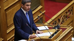 Αυγενάκης στη Βουλή:" Χωρίς θεατρινισμούς και κορώνες θωρακίζουμε τον πρωτογενή τομέα"