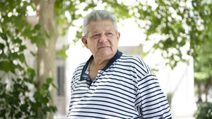 Συλλυπητήρια ανακοίνωση από το ΚΚΕ για την απώλεια του ποιητή Γιώργου Μπλάνα