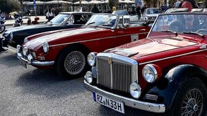 Ιστορικό Ράλλυ Τρίπολης: Αυτοκίνητα εποχής τράβηξαν τα βλέμματα 