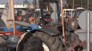 Αγροτικές κινητοποιήσεις: Νέα μπλόκα σε Πλατύκαμπο, Καρδίτσα και Βοιωτία