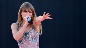 Ο πατέρας της Τέιλορ Σουίφτ, Σκοτ κατηγορείται για επίθεση σε φωτογράφο