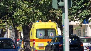 Ηράκλειο: Στο νοσοκομείο νεαρός δικυκλιστής, μετά από σύγκρουση με αυτοκίνητο