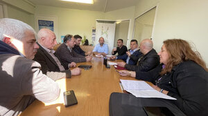 Συνάντηση Γιαλιτάκη με τους Προέδρους Εμπορικού Συλλόγου και ΒΙΟ.ΠΑ Μαλάδων