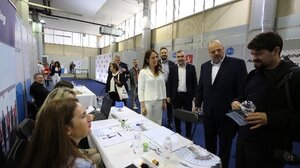 ΔΥΠΑ: Πάνω από 4.000 πολίτες συνομίλησαν με στελέχη 100 επιχειρήσεων στην «Ημέρα Καριέρας Τουρισμού»