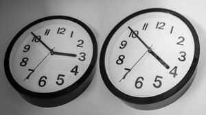 Αλλαγή ώρας: Πότε γυρνάμε τους δείκτες του ρολογιού μια ώρα μπροστά
