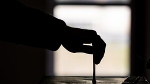 Κάμαλα Χάρις VS Ντόναλντ Τραμπ: Αυτές είναι οι πολιτείες που θα κρίνουν το αποτέλεσμα